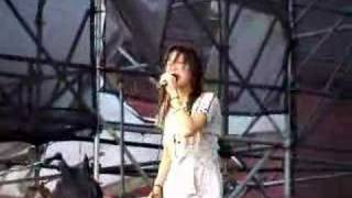 Blonde Redhead  23 Live at McCarren Park [upl. by Uke]