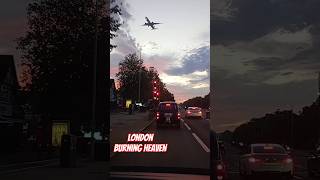 London black cab🚕 plane🛬 and red bus🚍 Great West Road [upl. by Sokram]