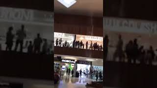 Titanic song plays as Mexican mall is getting flooded [upl. by Ambie]