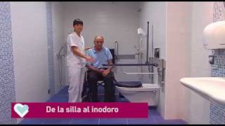 Trasferencias De la silla al inodoro Hospital Aita Menni [upl. by Feledy]