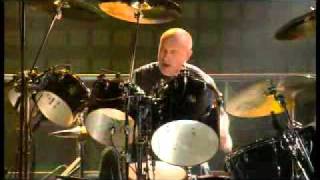 Genesis  Phil Collins e Chester Thompson solo de bateriaavi [upl. by Lenoil248]