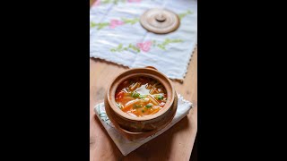 Shorts  Soupe aux pousses de soja et de tomate [upl. by Haimes852]