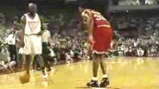 MICHAEL JORDAN vs SCOTTIE PIPPEN [upl. by Hilliary172]