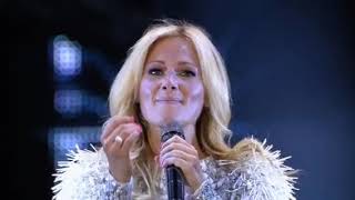 Helene Fischer  Vergeben Vergessen Und Wieder Vertrauen Live aus dem Olympiastadion Berlin  2015 [upl. by Zeitler]