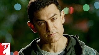 Maskara Majakiyaan Vidhushak Joker Clown  Dialogue Promo  DHOOM3  Aamir Khan [upl. by Brazee230]