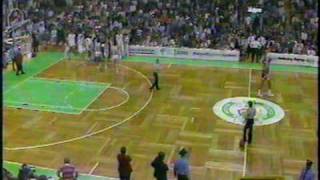 Lakers 115 Celtics 114 Dec 11 1987 final minute [upl. by Kciredes144]