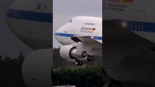 STUNNING NASA B747SP Landing [upl. by Mall]