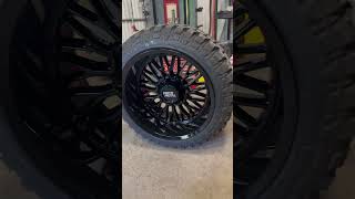 Moto metal stinger 22x12 44 fury mt 33x1250r22 motometal furyoffroadtires [upl. by Emorej]