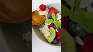 Healthy kiwi berries oatmeal Boiling healthy vegetables lfoodshortshealthhealthy [upl. by Aicel]