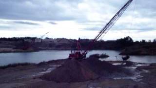 Lease two Manitowoc 4600 draglines with operator [upl. by Levins]