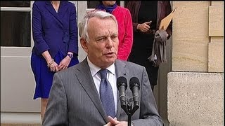 Ayrault confirme la baisse du quotient familial  0306 [upl. by Dinnage]