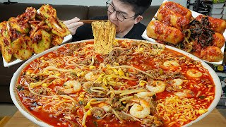 우삼겹 새우토핑 🔥열라면과 잘익은총각김치에 밥까지 말아서 먹방 Spicy Beef Ramyeon MUKBANG [upl. by Geanine427]