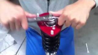 How to properly tighten the top assembly of a coilover [upl. by Koss]