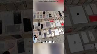 La tienda Samsung colocó iPhones en las escaleras [upl. by Ahtiuqal]