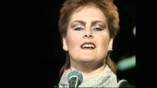 YAZOO  DONT GO  TOP OF THE POPS 1982 [upl. by Lalo]