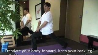 Los Angeles Chiropractic Lunge Stretch To Relieve Hip Flexor Pain [upl. by Preiser989]