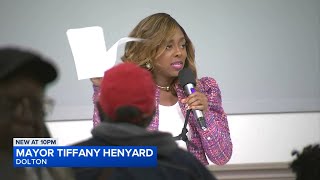 Dolton Mayor Tiffany Henyard booed out of board meeting after making late appearance [upl. by Rothwell531]