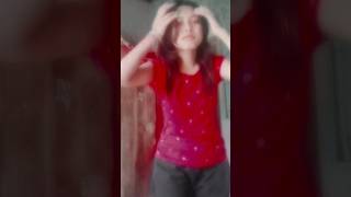 kyu aage peeche dolte ho bhawro ki Tarah dance shorts girldance [upl. by Michaelina]