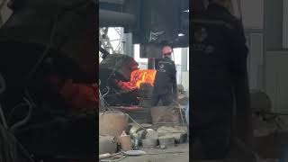 Forge a super long shaft at a high temperature of 1000 ° C Super amazing heavyduty forging video [upl. by Kuehnel]