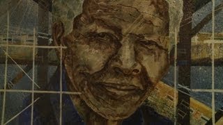 Une exposition célèbre la vie et loeuvre de Mandela à Johannesburg [upl. by Funk]