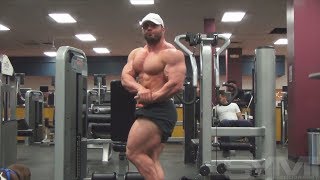 Preview Bodybuilders Chuck Williams And Drew Schafer Train Shoulders [upl. by Noyad]