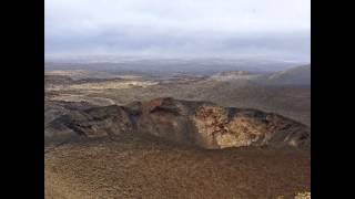 Parque Nacional de Timanfaya Las Montañas de Fuego Lanzarote [upl. by Jerold901]