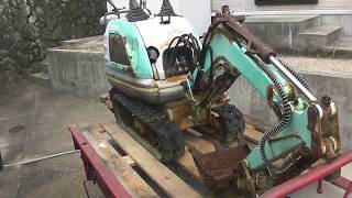 古いジャンクのミニミニユンボをレストア その１ KOBELCO SS12 Restore the old junk mini yumbo part1 [upl. by Daniele772]