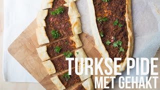 RECEPT Turkse Pide met gehakt  OhMyFoodness [upl. by Yraillih]