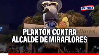 🔴🔵Plantón contra alcalde de Miraflores Vecinos piden revocatoria de Carlos Canales [upl. by Lednek444]