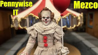 Mezco It Pennywise 112 Collective Clown Action Figure Review amp Comparison [upl. by Urana988]