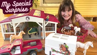 HORSE CLUB STABLE PLAYSET  SCHLEICH TOY UNBOXING [upl. by Cayla120]