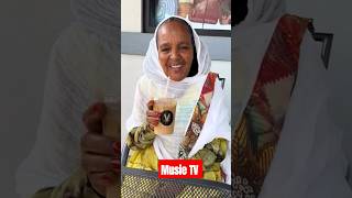 ደስ ክብላካ እዘን ኣደና eritrean eritreantigrignamusic eritreancomedy neweritreamusic habesha wedding [upl. by Dyche]