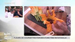 RECETTE  Courgettes fleur farcies dune fine ratatouille [upl. by Roshan]