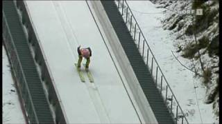 Lukas Mueller  Crash  Kulm 2010  Qualification [upl. by Eartha]