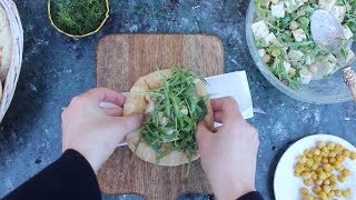 Vegetarische PitaWraps mit Tofu Kichererbsen und Rucola [upl. by Hepza316]