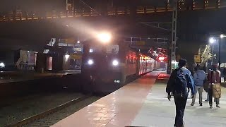 00301  UP HOWRAH  AYODHYA DHAM JUNCTION AASTHA SPECIAL FIRST RUN THRASES KAMARKUNDU AT 110 KMPH [upl. by Naerb625]