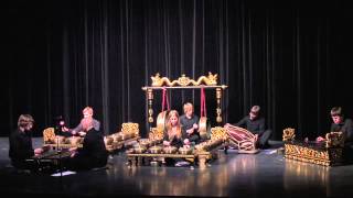 Acadia Gamelan Ensemble  Bendrong [upl. by Reivaz]