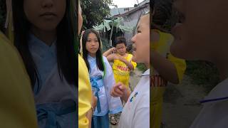 Chị đại cute và khứa áo vàng funny shost [upl. by Anitnas528]