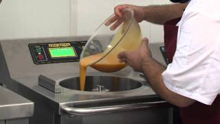 Pasteurizer Fricrema making pastry cream [upl. by Rennoc]