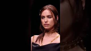 Irina shayk backstage vs runway irinashayk supermodel [upl. by Oina]