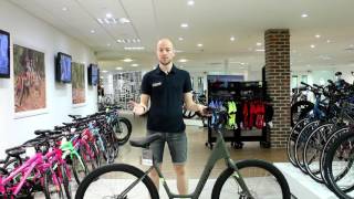 Specialized Roll Step Through Hybrid Bike 2017 Tech Talk [upl. by Langille]