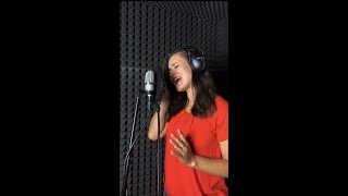 Kamila Polonyová  Čerešne cover [upl. by Nnylcaj]