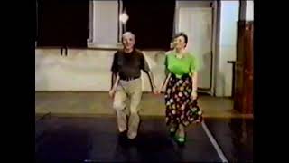 Bătuta de la Slobozia  Basarabia  from Romanian Folk Dances Theodor amp Lia Vasilescu DVD 8 [upl. by Nosrac694]