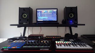 Chill House JamDemo Video MPD 232 APC KEY 25 MIDIMIX [upl. by Analat]