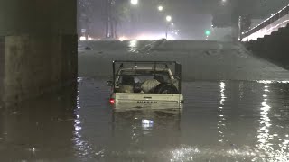 Inundaciones por acumulación de basura y obras de mitigación en San Salvador centro [upl. by Nylesoj76]