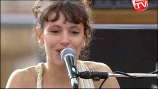 Francofolies 2009  Emily Loizeau interview [upl. by Demahum]