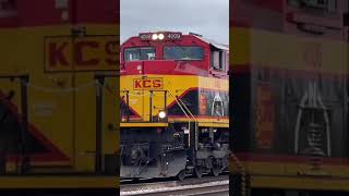 KCS 4009 quotSaluting KCS Heroesquot employeeappreciationday heritageunit  americanrailroadfeatures [upl. by Eilagam245]