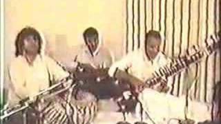 Ustad Rais Khan amp Zakir Hussian انار انار [upl. by Uyerta225]