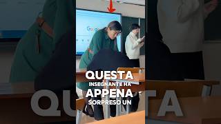 La Prof Sorprende un ALUNNO A DORMIRE IN CLASSE ma Quando Scopre il Motivo [upl. by Nahtal]