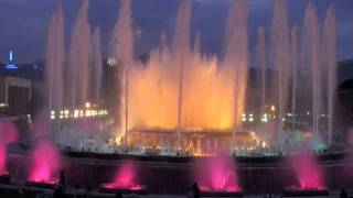 Barcelona Fountains Oct 2011 Fuente mágica de Montjuic [upl. by Dorita]